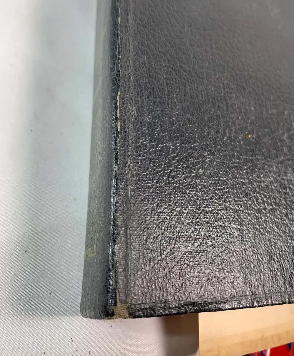Old KJV Bible with Concordance